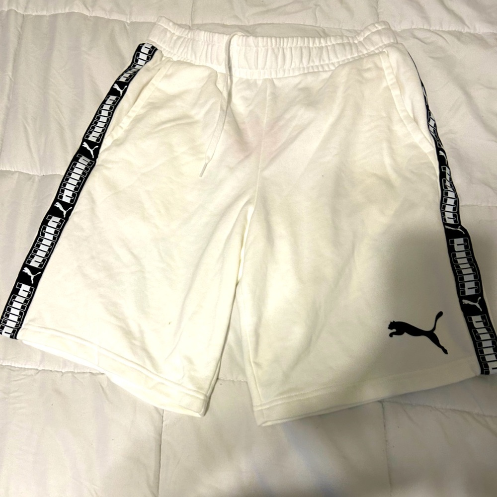 New Puma Active Shorts Size M